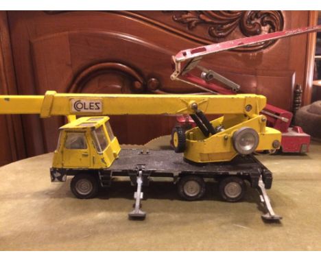 Mix lot of a DINKY Coles Hydra Truck 150T 18x6cm with crane extending to&nbsp;40cm and a Corgi Major Simon Snorkel Fire Engin