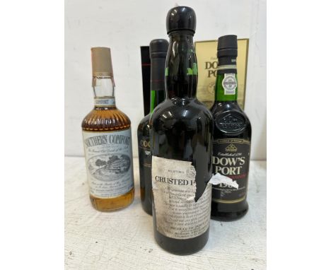 Two bottles of Port late bottled vintage 1981, one bottle of Southern Comfort, one bottle of Crusted Port bottled in 1979 