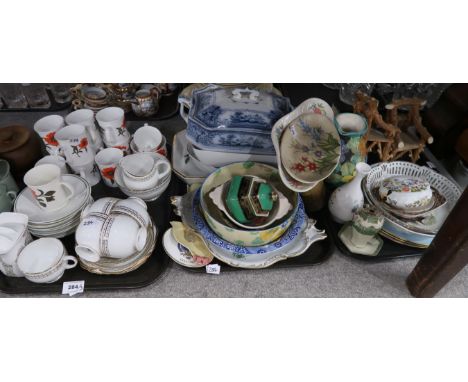 A lot comprising a Royal Albert 5221 gilt decorated part tea service, Elizabethan Carmen pattern coffee cups and saucers, an 