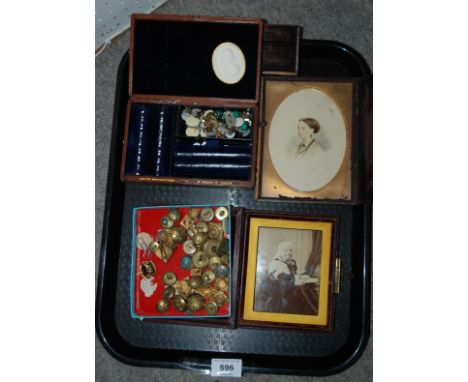 A painted miniature in easel folding case, various military buttons etc Condition Report: Available upon request