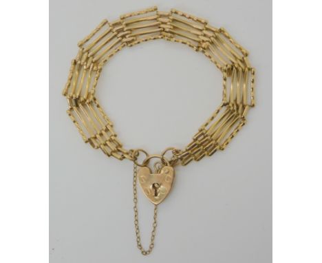 A 9ct gold five bar gate braclet, length 17cm, weight 12.1gms Condition Report: Available upon request