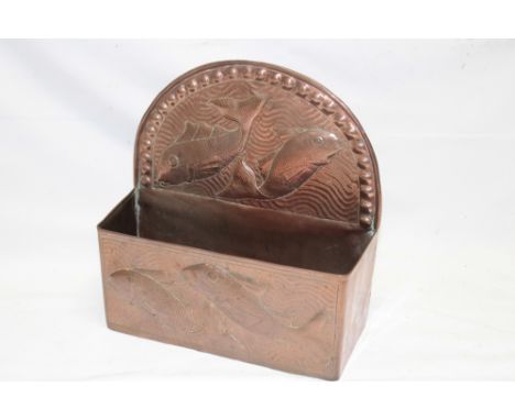 An unmarked Newlyn-style copper rectangular wall-mounted letter trough with raised fish decoration 9½" long