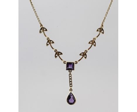 A GOLD AMETHYST AND DIAMOND NECKLACE having leaf linked chain set with small diamonds, central square cut amethyst over a dia