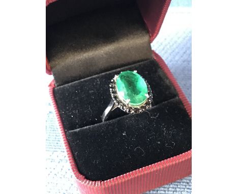 Emerald style cluster ring set in silver, size O, 5.5g