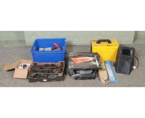 A collection of tools, to include Challenge tile cutter, Cosmo Arc150 welder and a large quantity of spanners  
