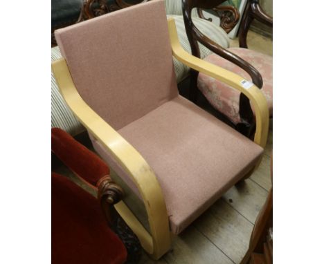 An Alvar Aalto '402' model bentwood chair
