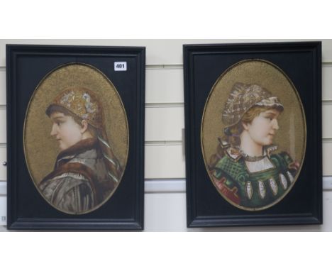 A pair of Continental ceramic oval portrait plaques, 19th century, each painted in Renaissance style with textured gilt backg