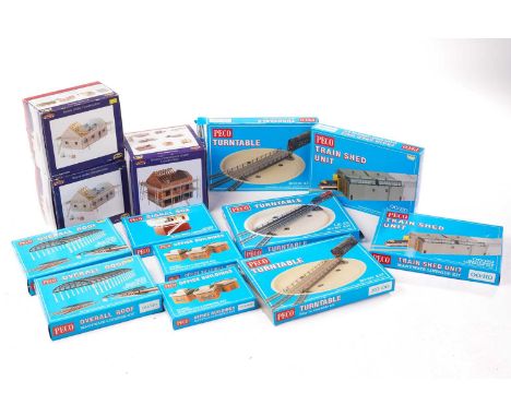 Three boxed Bachmann Branch-Line OO Gauge model railway trackside buildings, together with a quantity of Peco OO/HO scale bui