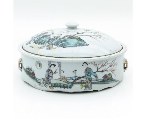 Depicting gathering of Chinese ladies in garden, 26 cm. in diameter, remnants of wax seal remaining under cover.