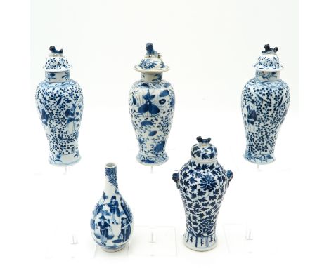 In diverse decors and sizes, including Kangxi mark vase 20 cm. tall, in diverse conditions.