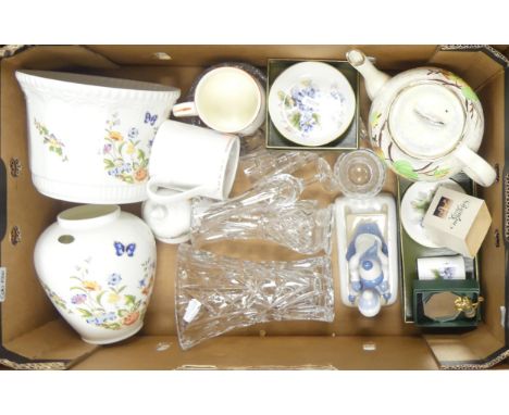 Mixed Ceramic Selection including Royal Worcester Bone China  Small Vase &amp;  Pin Tray Set Florena, Ringtons Lustre Tea Pot