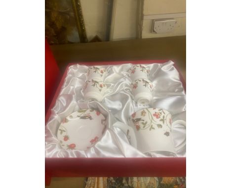 A Mayfair by The Sea Boxed Teaset including Teapot, Cups and Saucers
