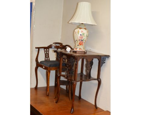 EDWARDIAN INLAID MAHOGANY CORNER CHAIR, TABLE LAMP, 3 TIER CAKE STAND &amp; ORNATE MAHOGANY OCCASIONAL TABLE     