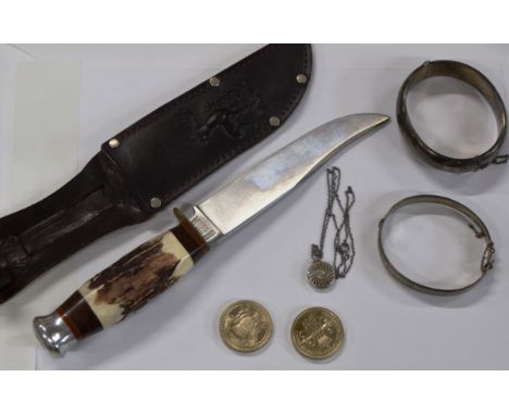 VINTAGE LINDER MESSER SOLINGEN WHITBY GERMANY HUNTING KNIFE WITH ANTLER HANDLE &amp; LEATHER SHEATH, 2 SILVER BANGLES, SILVER