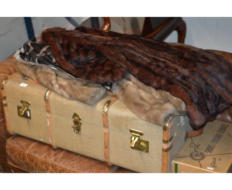 VINTAGE TRUNK &amp; VARIOUS FURS     