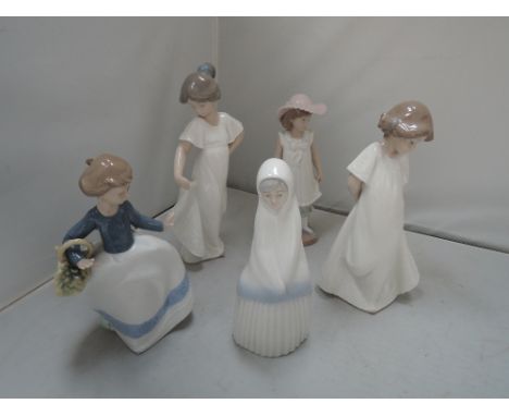 Five Nao and similar figurines, Girls
