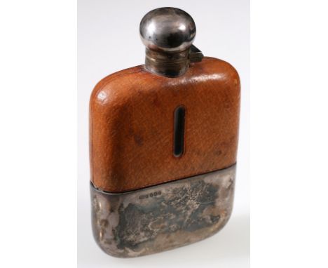 Glass and silver hip flask with leather top, bayonet cap and detachable cup by Dixons, Sheffield 1935. Condition Report Glass