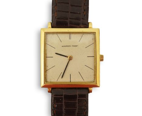 A gentleman's 18ct gold Audemars Piguet manual wind dress wrist watch, with square dial and baton numerals, case diameter 26m