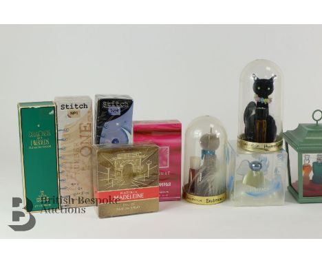 Tray of boxed perfumes, with contents: some novelty including 4711 bottle, Coty Natural Spray, Jean Paul Gaultier in green la