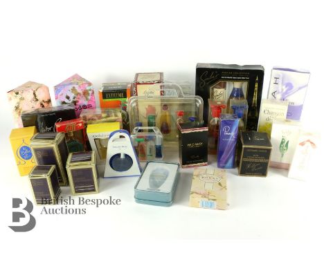 Tray of perfume, boxed with contents, including Oprah Tenderlove, On-the-Net and Modem, Cobra Nr 1, Similar, Chanson de Vie, 