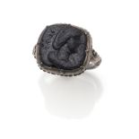 Ring mit Gemme