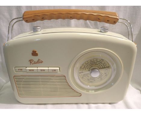 Cream, GPO Rydell retro portable four band analogue radio, MW/LW/SW/FM, with retro dial face. P&amp;P Group 1 (£14+VAT for th