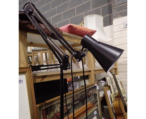 Angle poise reading lamps with metal base. Not available for in-house P&P, contact Paul O'Hea at Mailboxes on 01925 659133Con