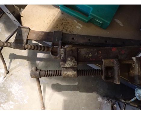 Pair of 125 cm sash clamps and another. Not available for in-house P&amp;P, contact Paul O'Hea at Mailboxes on 01925 659133 