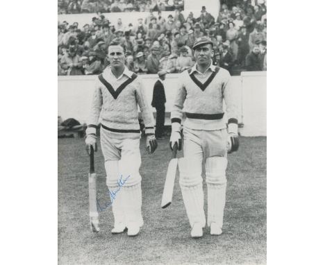 Cricket. Len Hutton Signed 10 x 8 inch Black and White Original Press Photo. Signed in blue biro. Good condition. All autogra