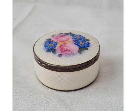 An attractive silver and enamel pill box - 1.5" diameter - Import mark for 1901 