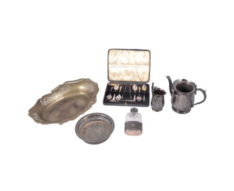 Silver mounted glass hip flask, NM, London 1913, 15.5cm, silver napkin rings, silver plated wares, cased set of plated fish e