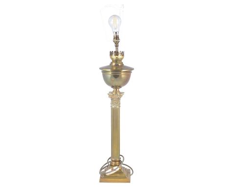 Brass Corinthian column table lamp, 61cm.