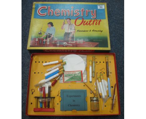 Vintage Chemistry outfit set in original box.(B.P. 24% incl. VAT)