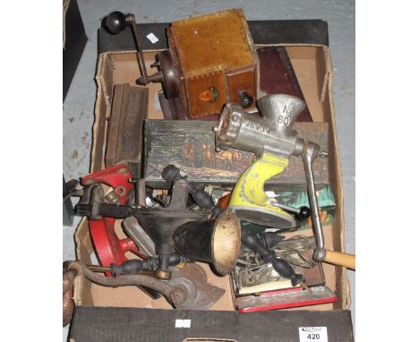 Box of assorted miscellaneous items to include: vintage coffee grinder, vintage mincer by Spong no. 801, tin boxes, Victorian