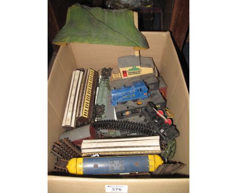 Box of assorted vintage 00 gauge trains and rolling stock, various, to include: Dinky GER locomotive; buildings; power unit e
