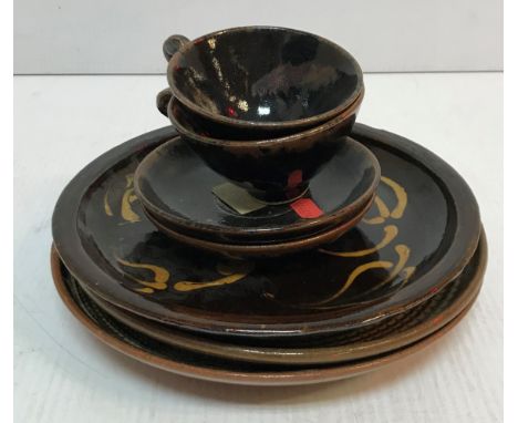A collection of studio pottery comprising two John Shelly (1907-1995) ex-Winchcombe Pottery circa 1951-62 plates, approx 22.5