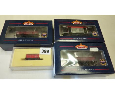 BACHMANN WAGONS X3 BRAKE VAN, 13T TRUCK & NORTH SOMERSET  7 PLANK