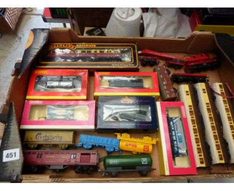 6 BOXED & 11 U/B COACHES & WAGONS INC BACHMANN, HORNBY, CHINA CLAY BRAKE VAN TOAD ETC