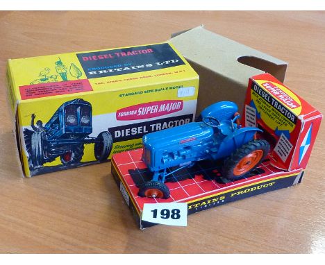 BRITAINS BOXED FORDSON SUPER MAJOR TRACTOR 9525