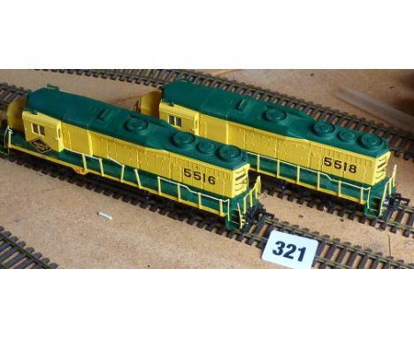 BACHMANN 2 X READING LINES AMERICAN LOCOMOTIVES, BOTH SHOW DCC ON BOARD UNDERNEATH BUT NOT TESTED 5516 & 5518