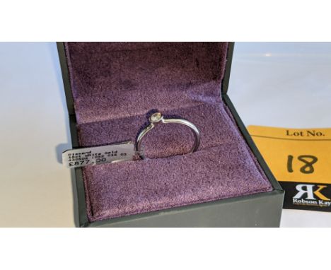 18ct white gold &amp; diamond ring with centre stone in modern setting weighing 0.15ct. RRP £877We have used a ring sizer man