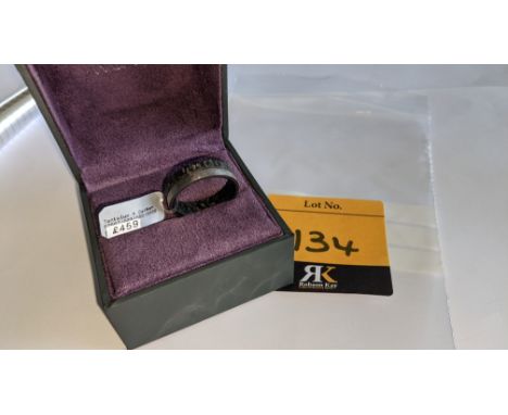 Tantalum &amp; carbon ring RRP £459We have used a ring sizer mandrel to determine the inside diameter in mm of this ring, how