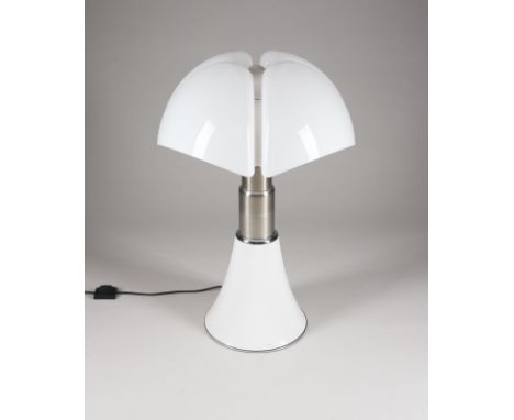 GAE AULENTI1927 Palazzolo dello Stella - 2012 MailandGROSSE TISCHLEUCHTE MODELL '620 - PIPISTRELLO' Italien, Martinelli Luce,