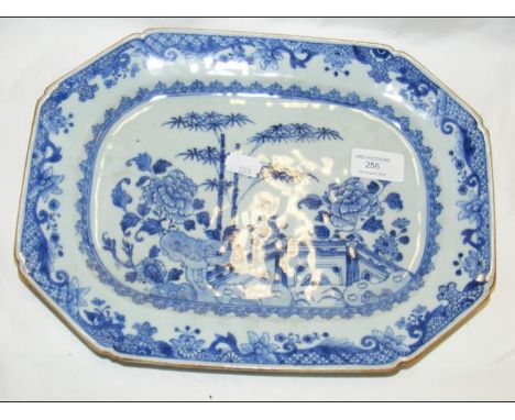 An 18th century Chinese Nanking ceramic plate of square form - 31cm wide 
