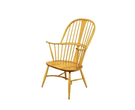 An Ercol model 472 Windsor armchair. Gold button label, height 107cm width 64cm depth 55cm.No particular issues to note, ther