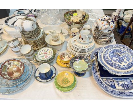 A vintage Royal Albert Bognor pattern part tea service, approx. 28 pieces, another white and gilt part tea service, approx. 3