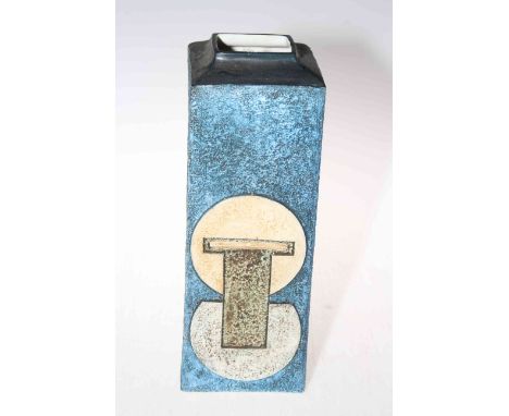 Troika tall vase of square section, marked TROIKA CORNWALL and Avril Bennett monogram, 31.5cm.