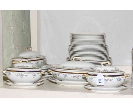 Copeland late Spode pottery, approximately 45 pieces.