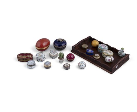 A COLLECTION OF LIMOGES AND STAFFORDSHIRE ENAMEL TRINKET AND PATCH BOXES, 20TH CENTURYCondition Report:  All in good conditio