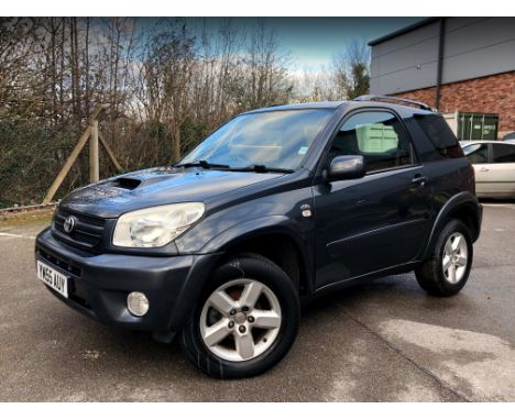 2005 [YM55 AUY] Toyota RAV4 2.0 D-4D, 3-door SUV in Grey, Diesel, Manual Gearbox, 31,726 Miles, MOT Expired 5th June 2018, 2 